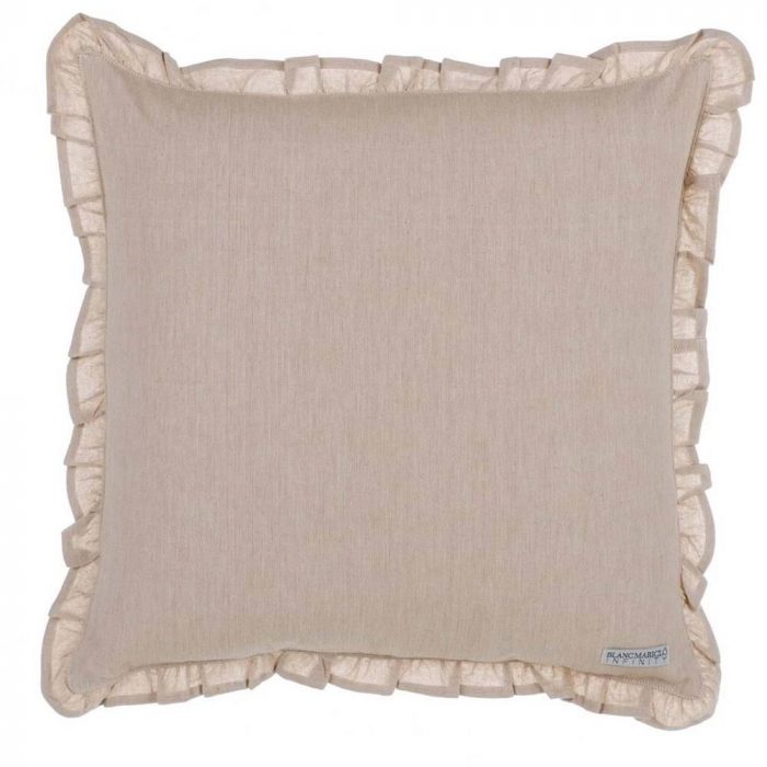 Coussin avec petits volants