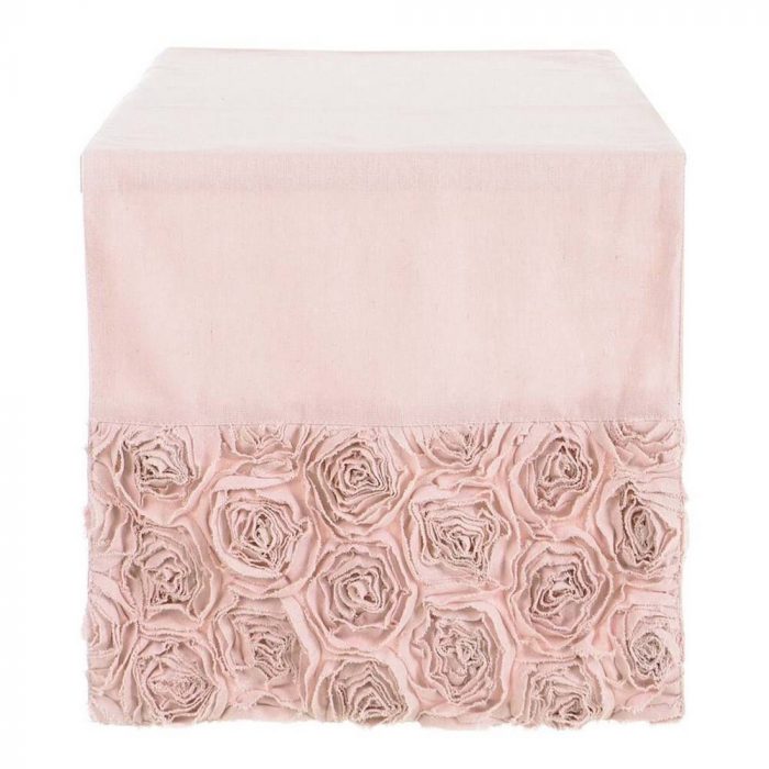 Chemin de table avec roses