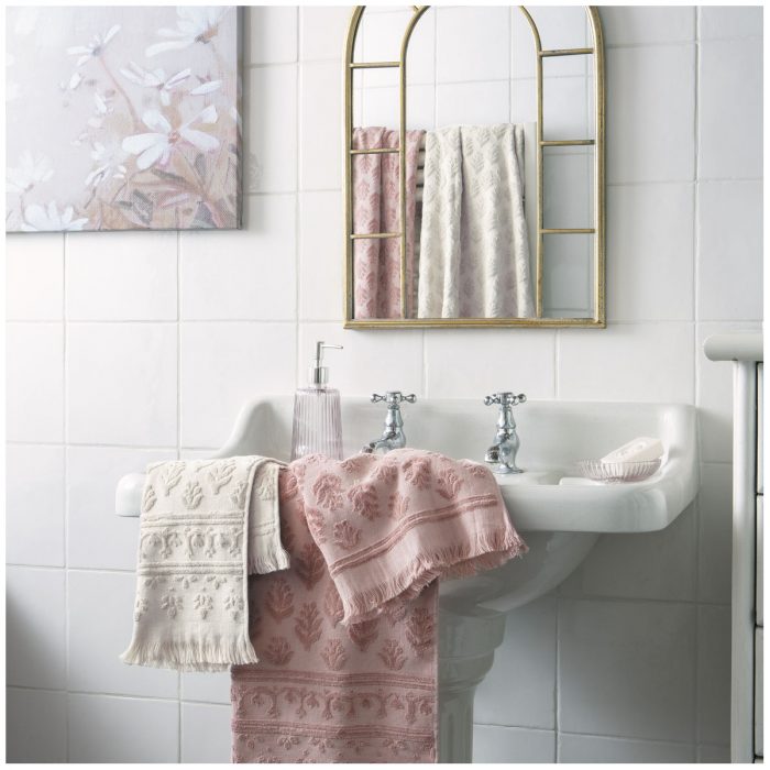 Serviette de bain écrue Petite Indienne – Image 3