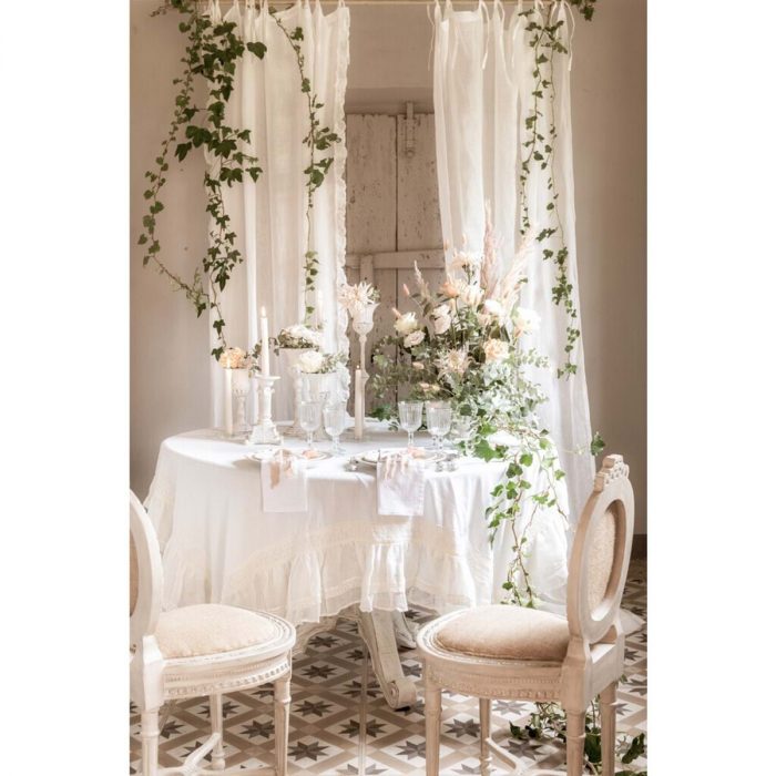 Nappe avec volants de 25 cm – Image 3