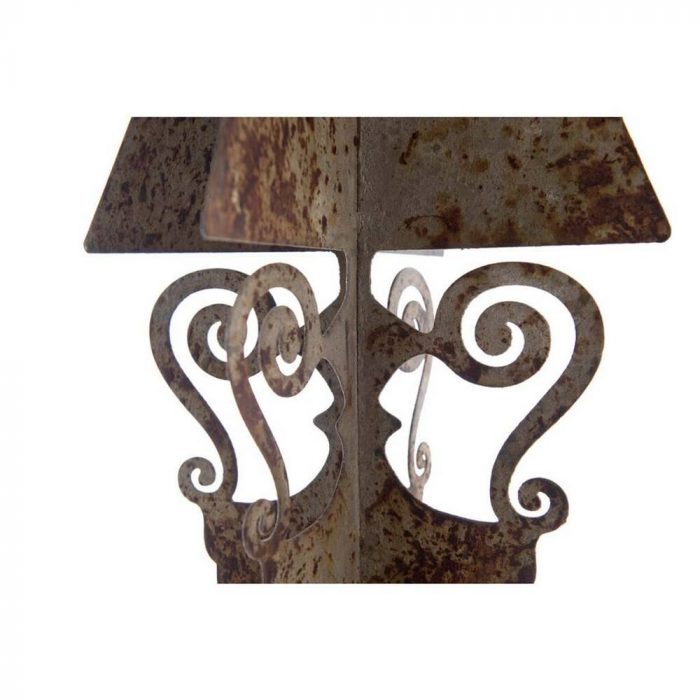 Décoration en métal en forme de lampe – Image 3