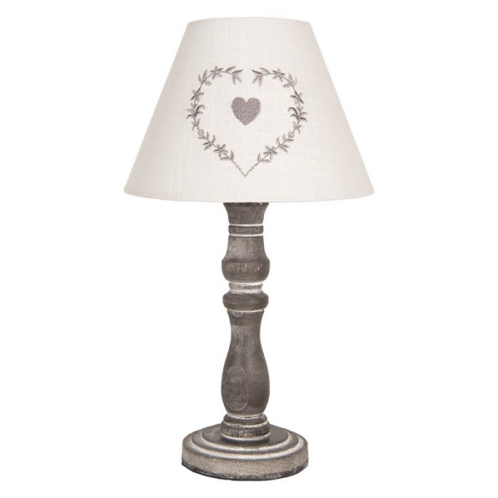 Lampe en bois avec abat-jour coeur