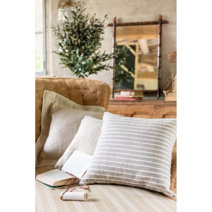 Coussin à petites rayures – Image 2