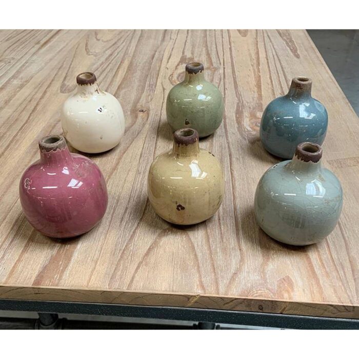 Vase en résine beige – Image 2