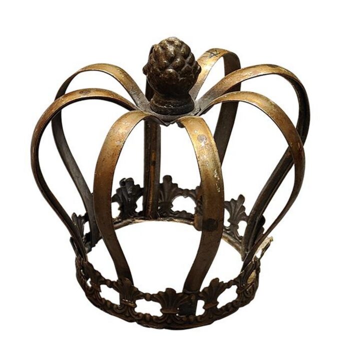 Couronne en métal doré